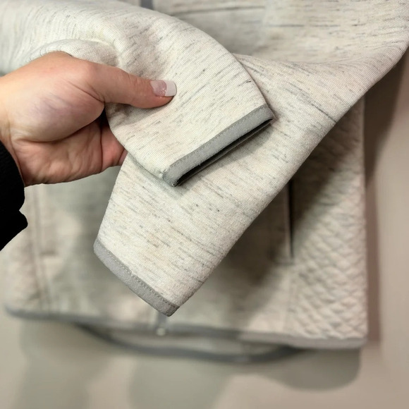 Avalanche Kids Zip-Up Jacket - Picture 4 of 8